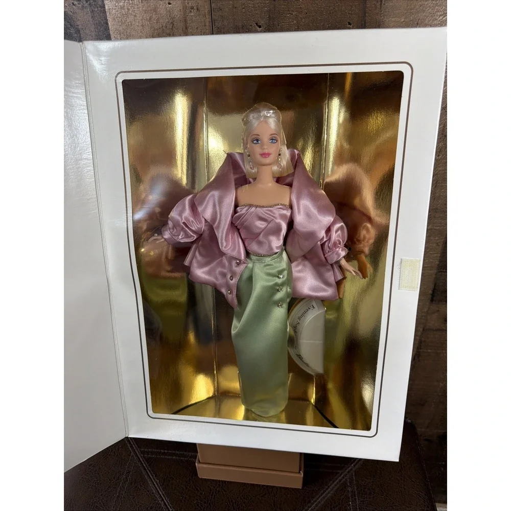 1997 Vintage Barbie Evening Sophisticate Doll Classique‎ Collection Mattel 19361